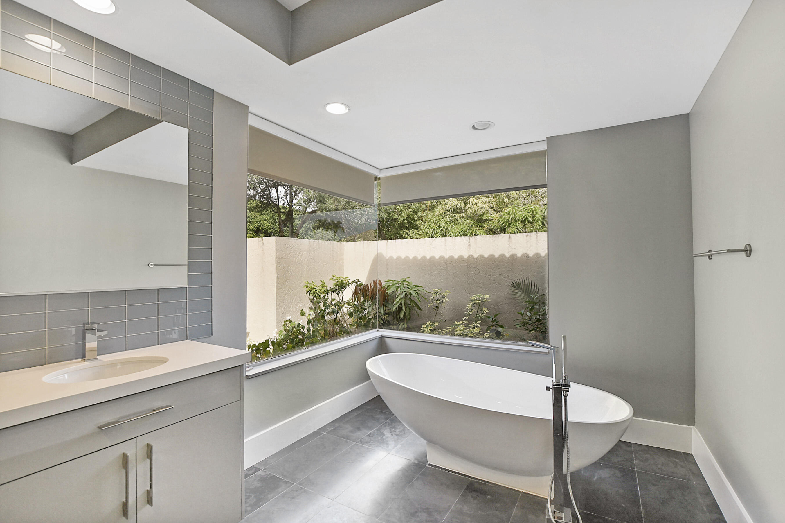 2550 Northwest 64th Boulevard Boca Raton, FL 33496 - Photo 39 of 58 53_ebf_2733