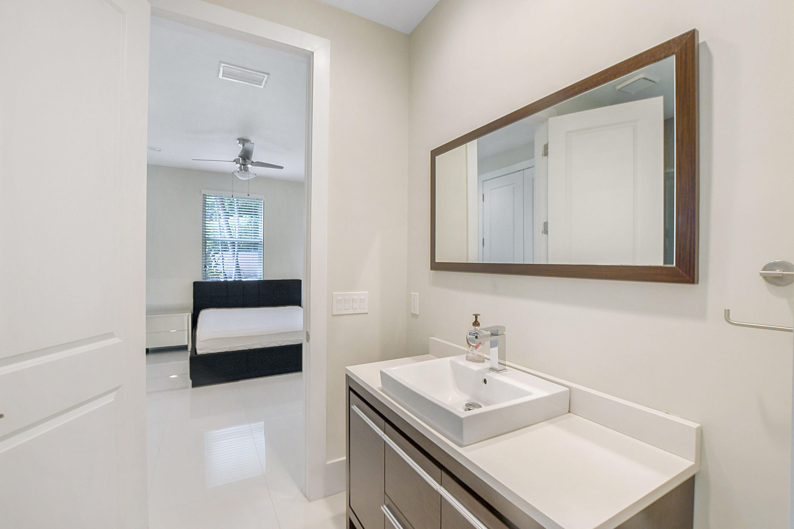 2550 Northwest 64th Boulevard Boca Raton, FL 33496 - Photo 45 of 58 39_ebf_2645