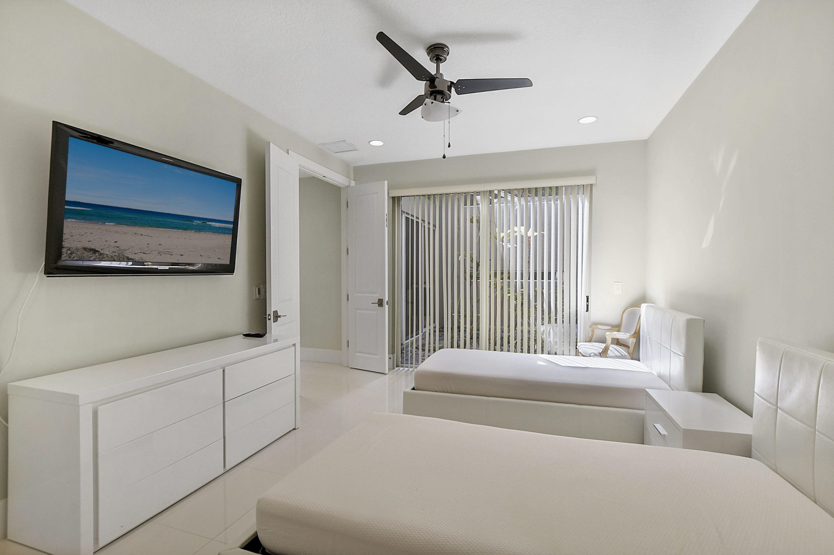 2550 Northwest 64th Boulevard Boca Raton, FL 33496 - Photo 54 of 58 49_ebf_2698