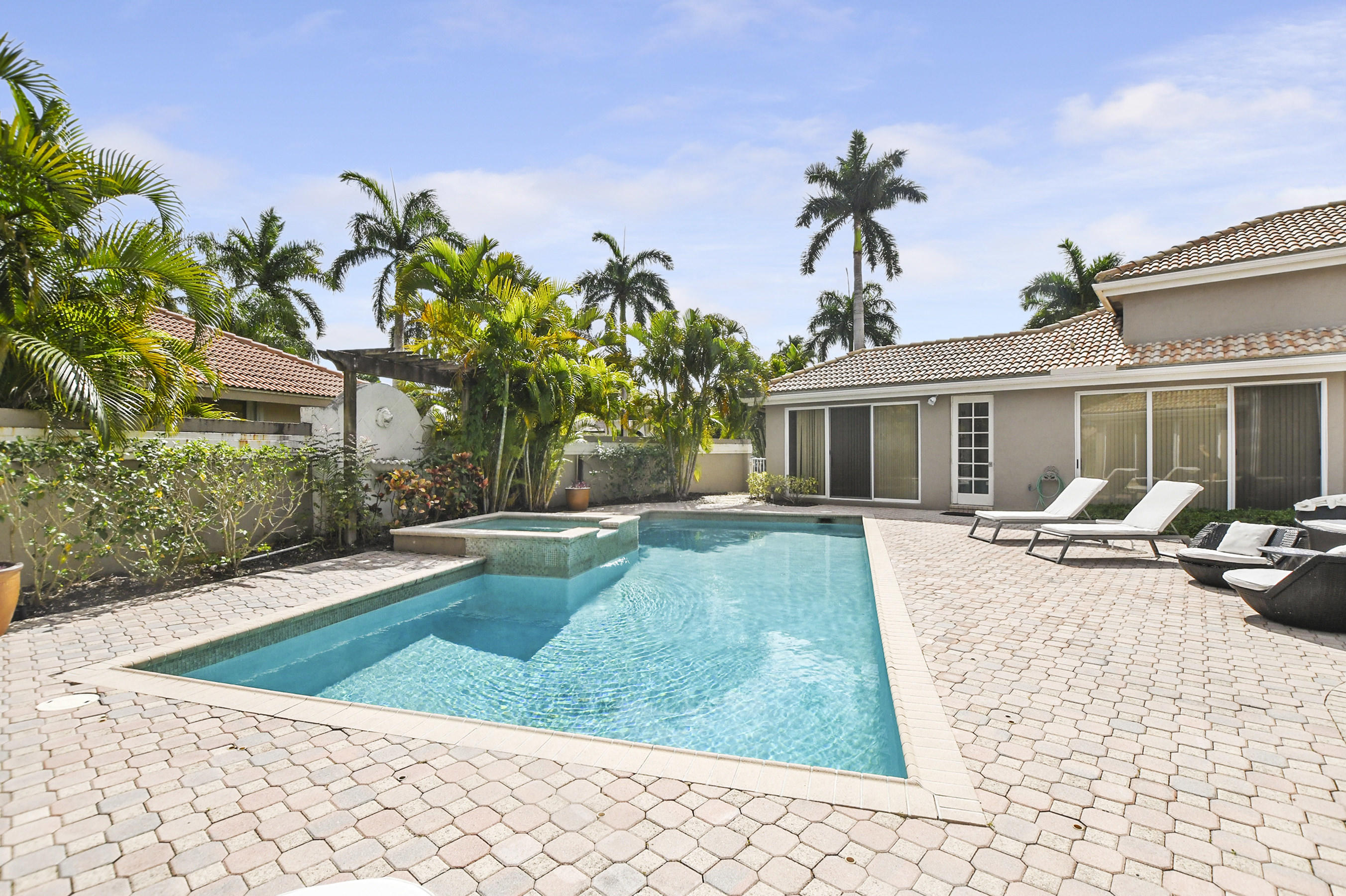 2550 Northwest 64th Boulevard Boca Raton, FL 33496 - Photo 10 of 58 11_ebf_2539
