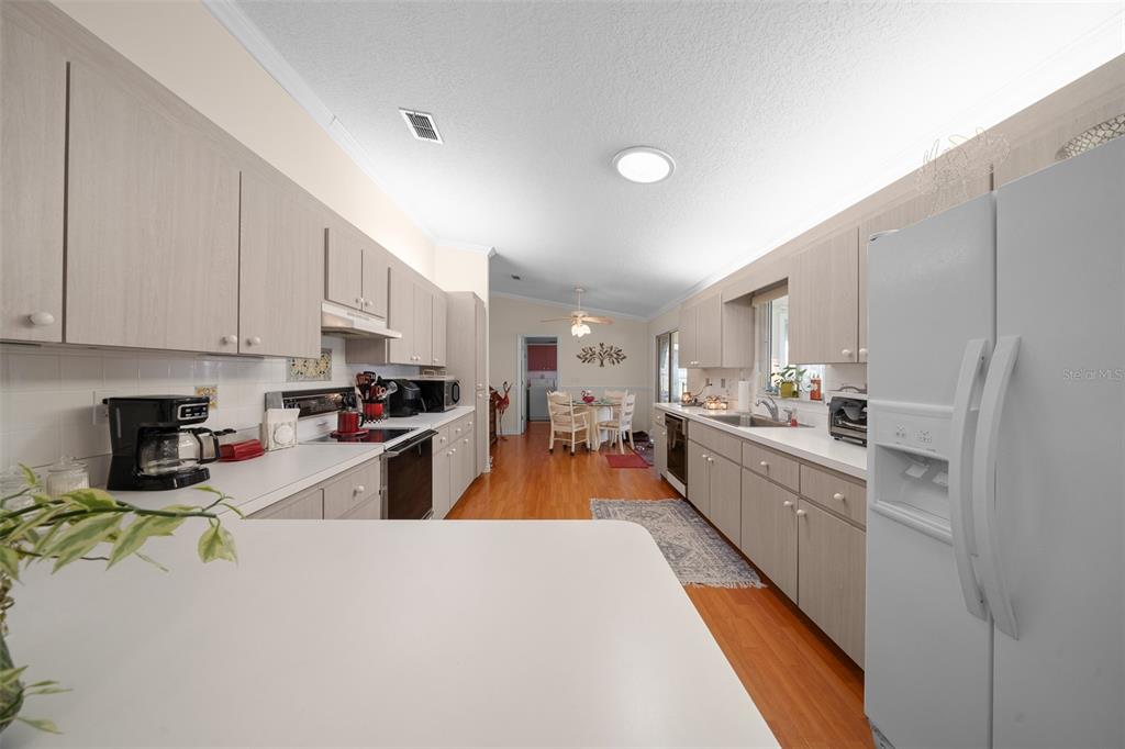 9567 Southeast 174th Place Road Summerfield, FL 34491 - Photo 9 of 50