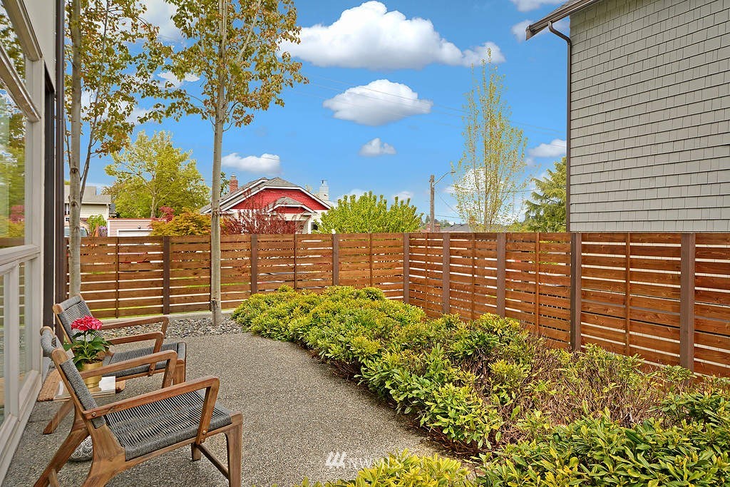 1436 26th Avenue Seattle, WA 98122 - Photo 16 of 17