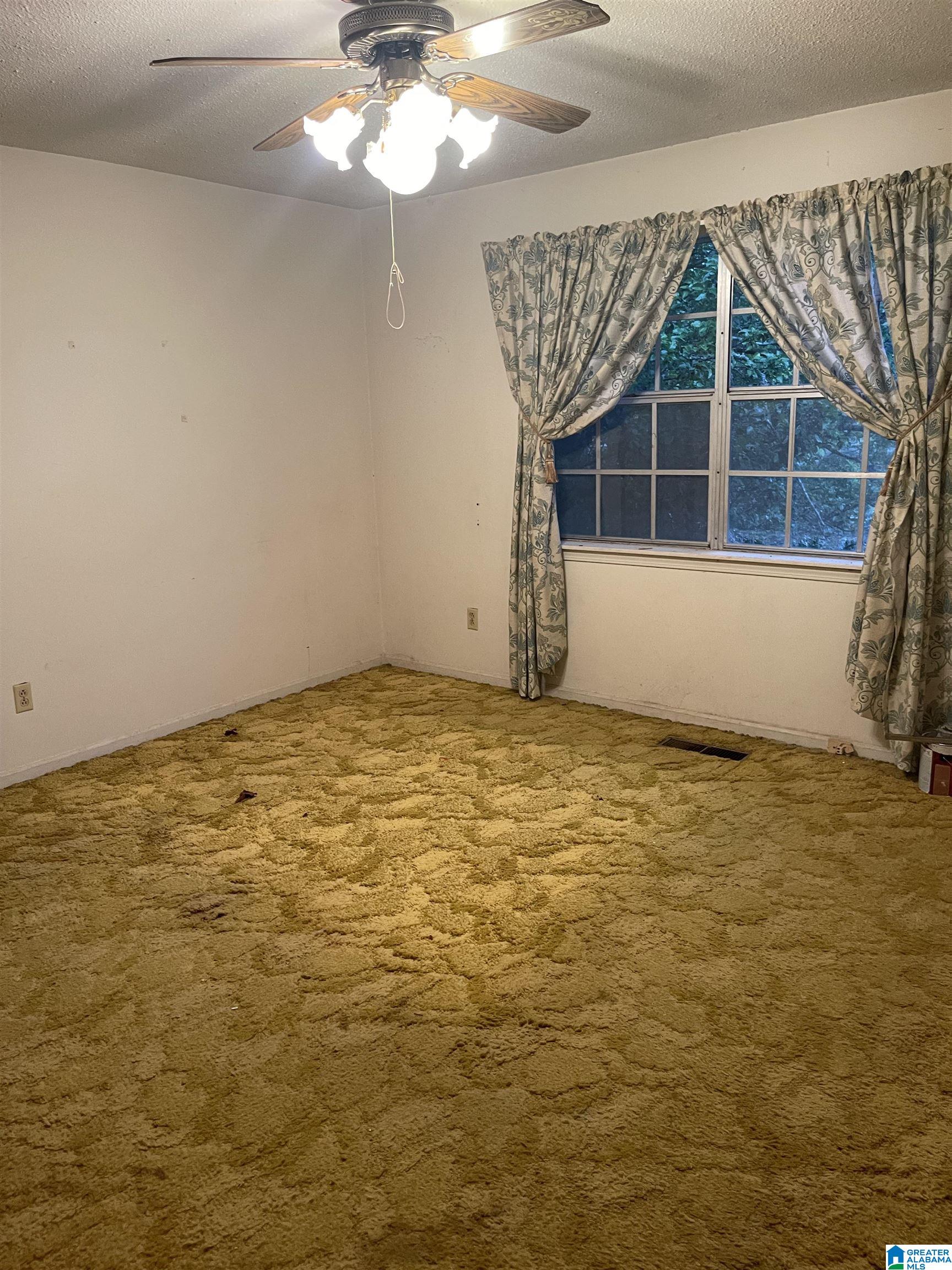 138 Riverside Drive Bessemer, AL 35023 - Photo 5 of 6