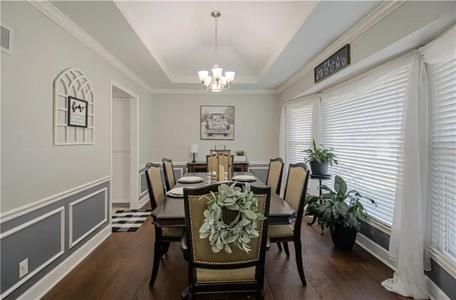 $330,000 | 1038 Essex Street, Liberty, MO 64068