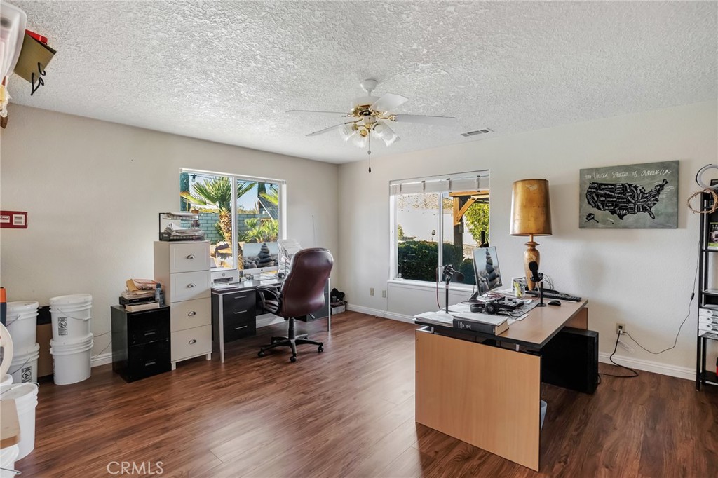 17846 Ohna Road Apple Valley, CA 92307 - Photo 25 of 51 Gallery Image 25