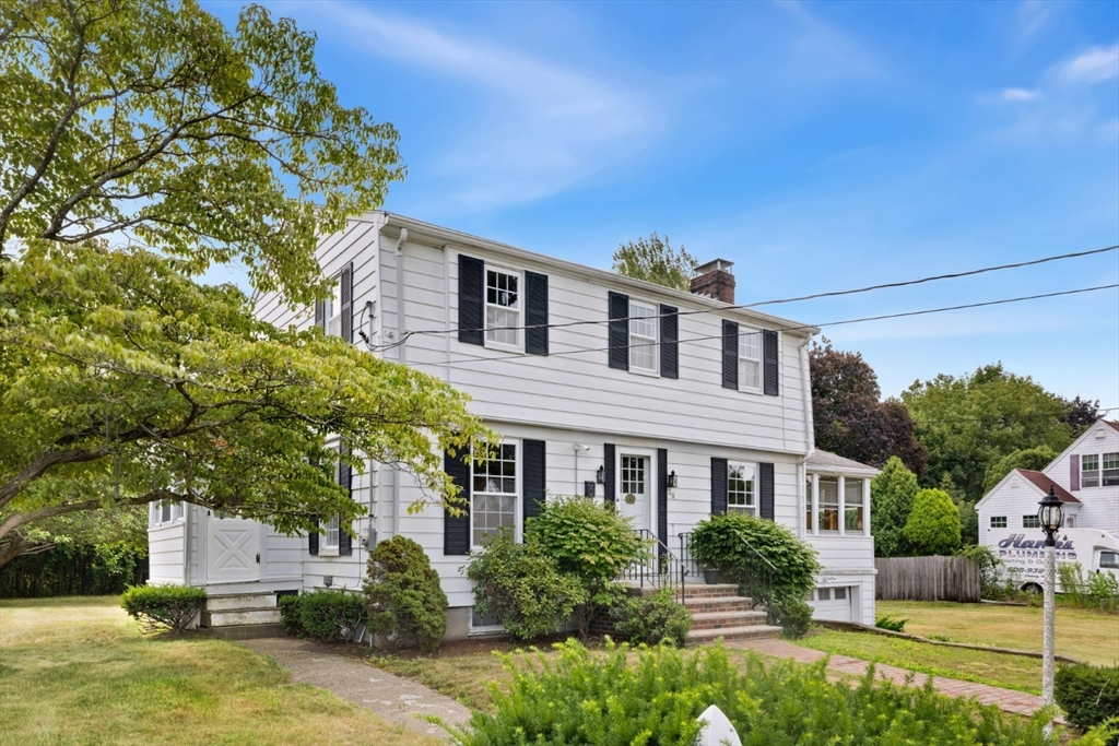 29 Reynolds Road Peabody, MA 01960 - Photo 4 of 42 Gallery Image 4