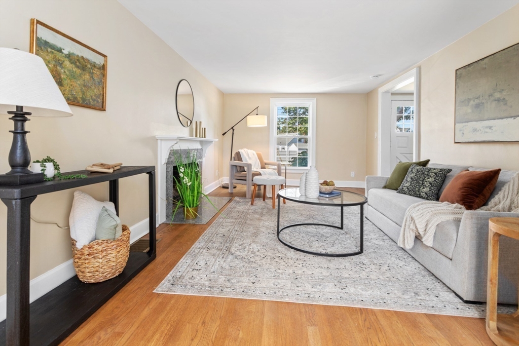 29 Reynolds Road Peabody, MA 01960 - Photo 10 of 42 Gallery Image 10