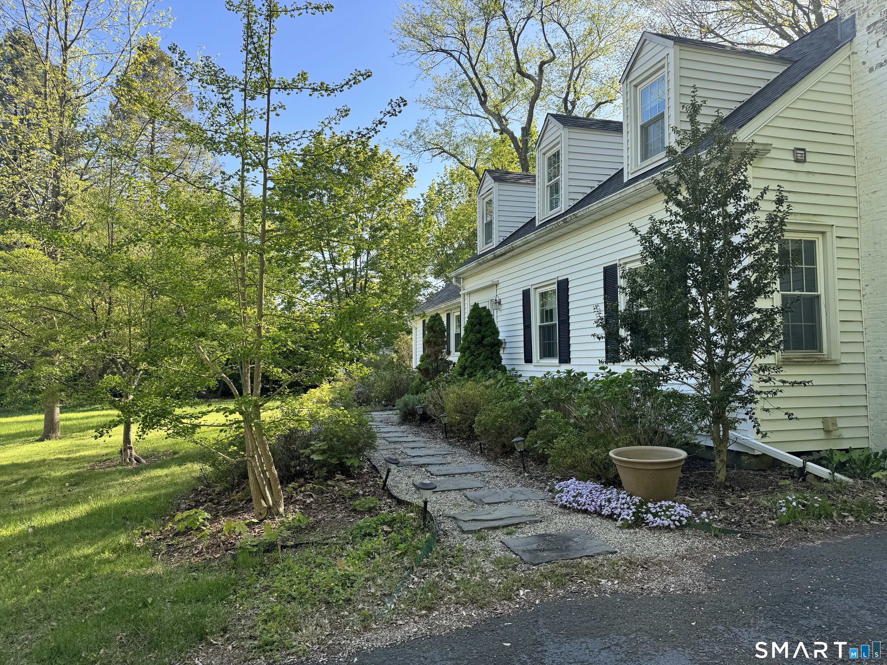 330 Ridge Road Hamden, CT 06517 - Photo 20 of 20