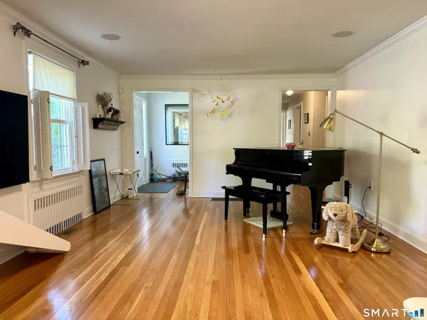 $4,600 | 330 Ridge Road, Hamden, CT 06517