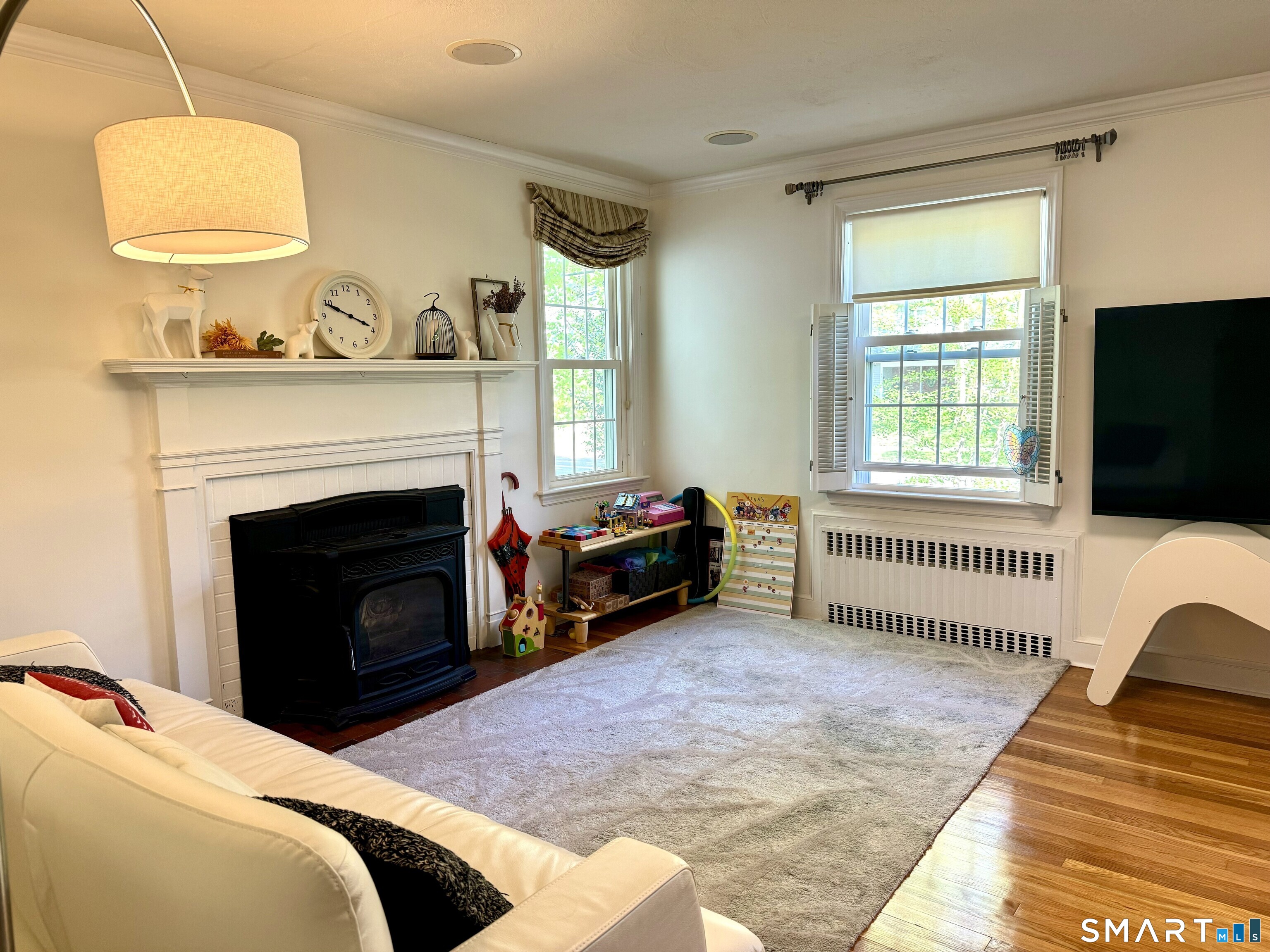 330 Ridge Road Hamden, CT 06517 - Photo 4 of 20