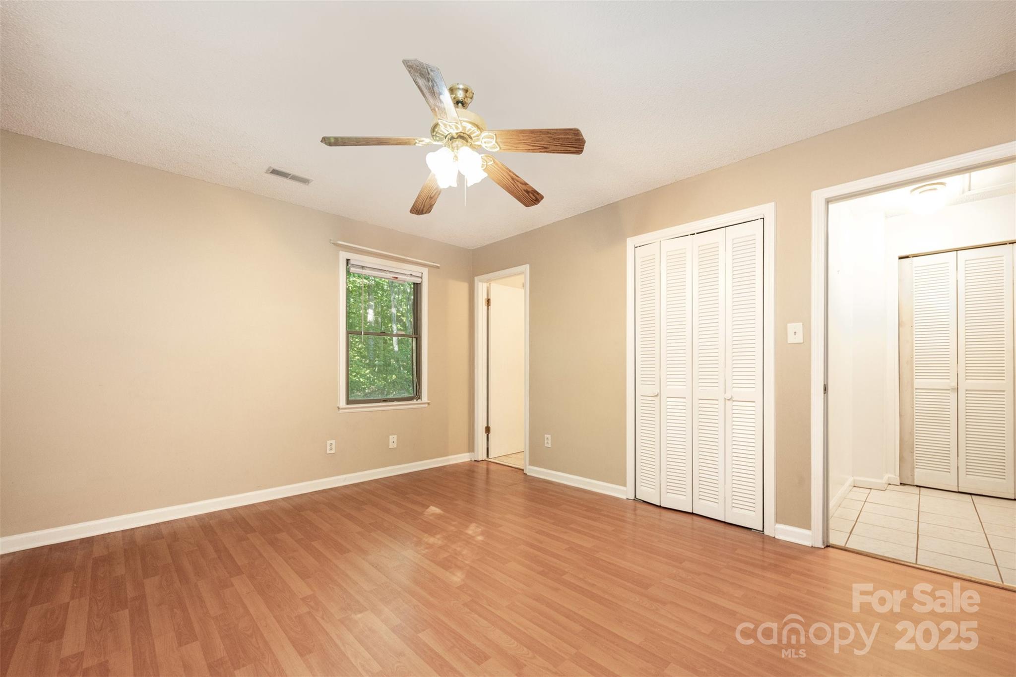 5733 Simpson Road Charlotte, NC 28216 - Photo 13 of 29 Gallery Image 13