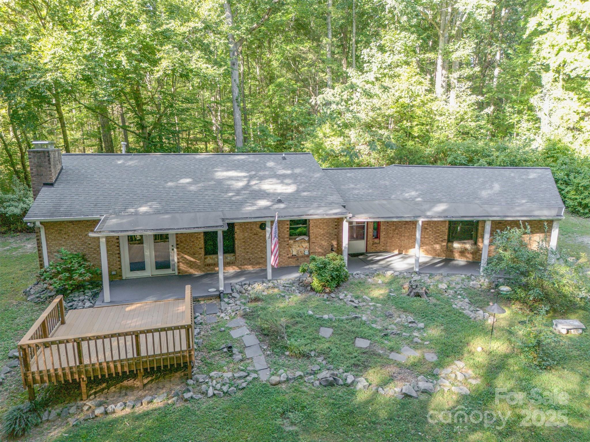 5733 Simpson Road Charlotte, NC 28216 - Photo 2 of 29 Gallery Image 2
