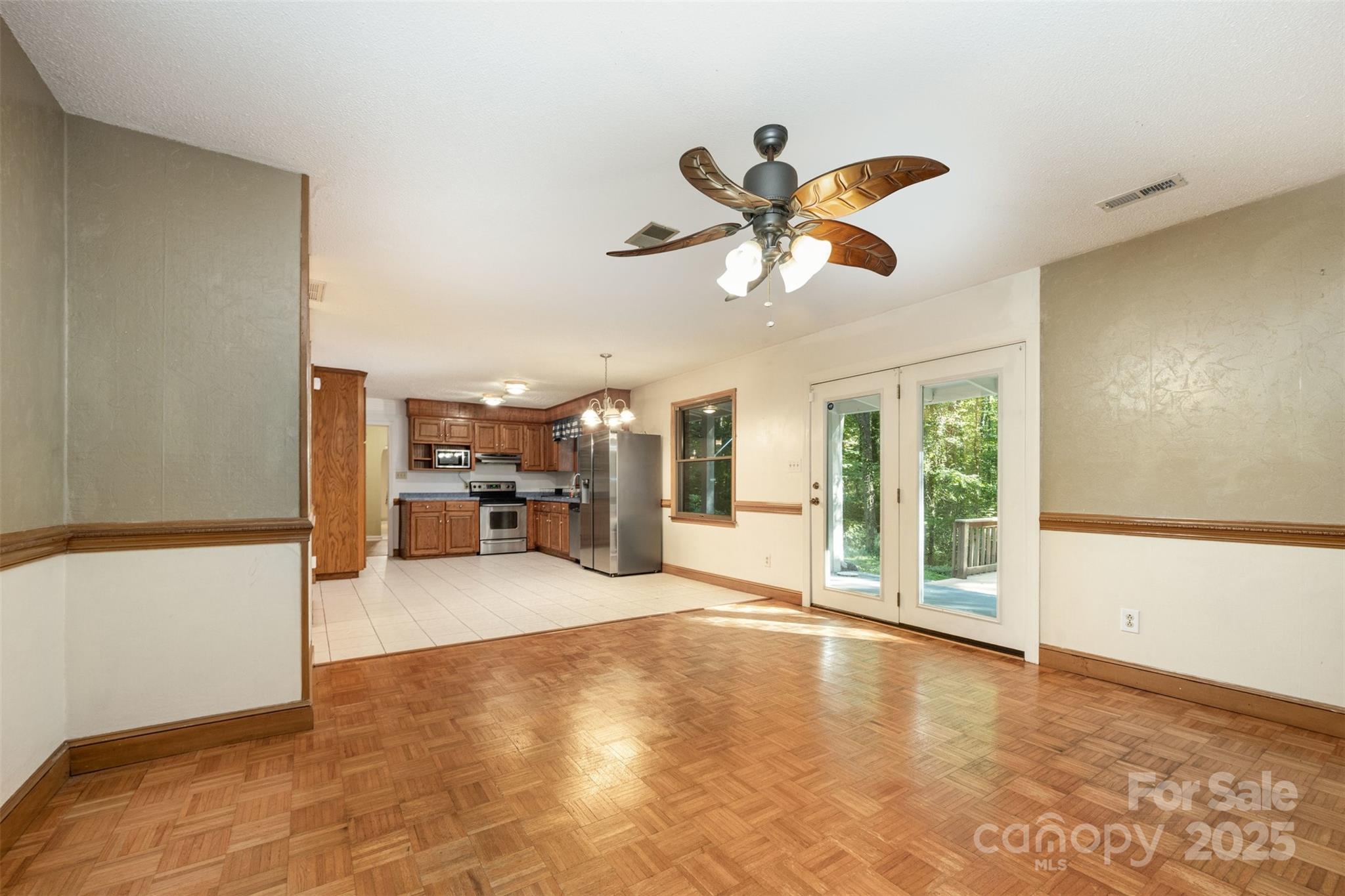 5733 Simpson Road Charlotte, NC 28216 - Photo 9 of 29 Gallery Image 9