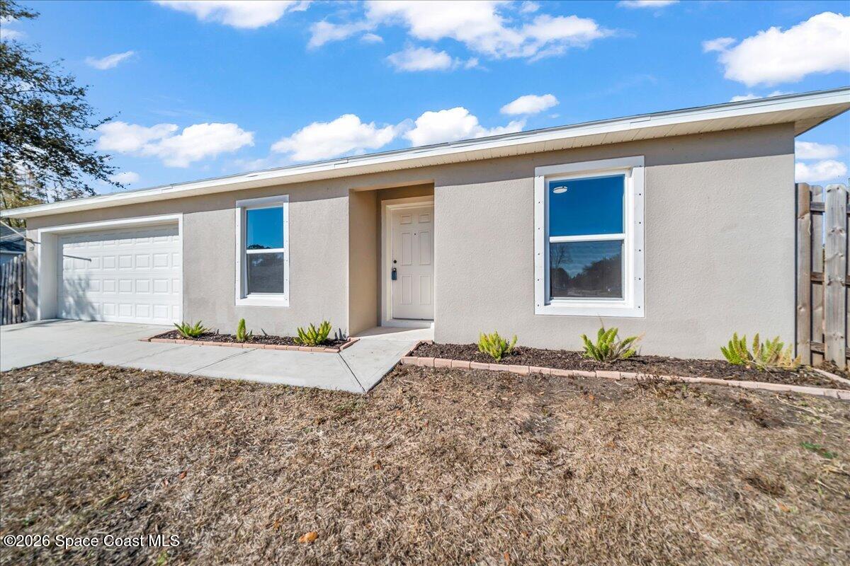 359 Hanford Road Southwest Palm Bay, FL 32908 - Photo 35 of 36 Front