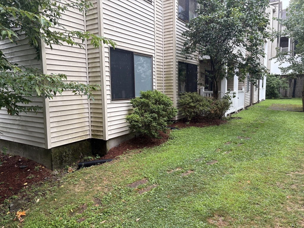 11 Hulbert Road, Unit 3 Worcester, MA 01603 - Photo 3 of 24 Gallery Image 3