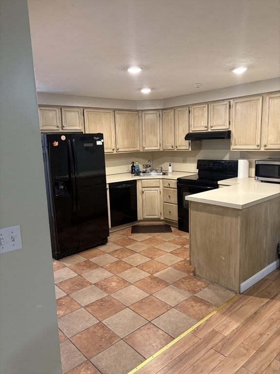 11 Hulbert Road, Unit 3 Worcester, MA 01603 - Photo 6 of 24 Gallery Image 6