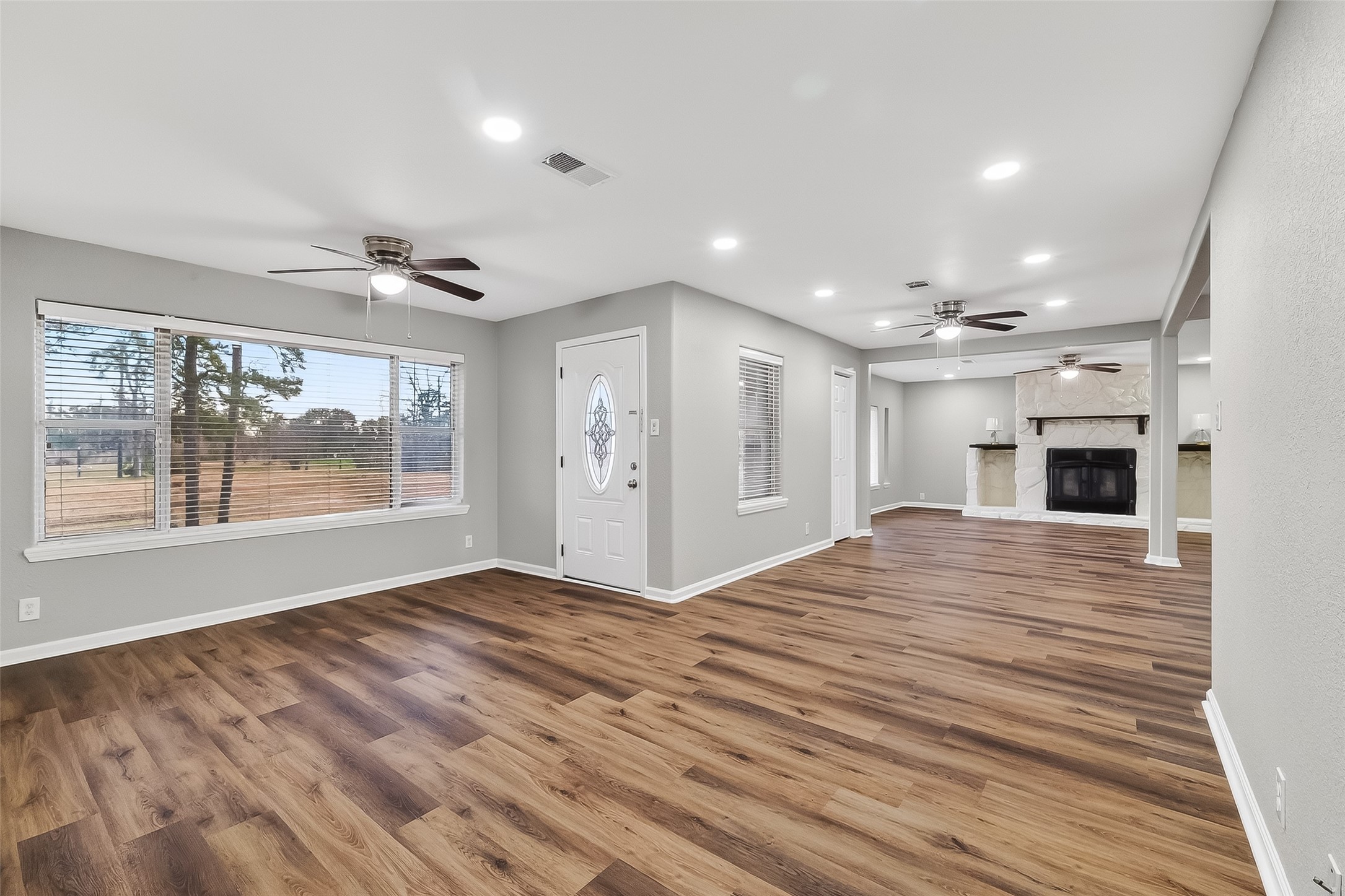 515 Maple Way Houston, TX 77015 - Photo 12 of 19