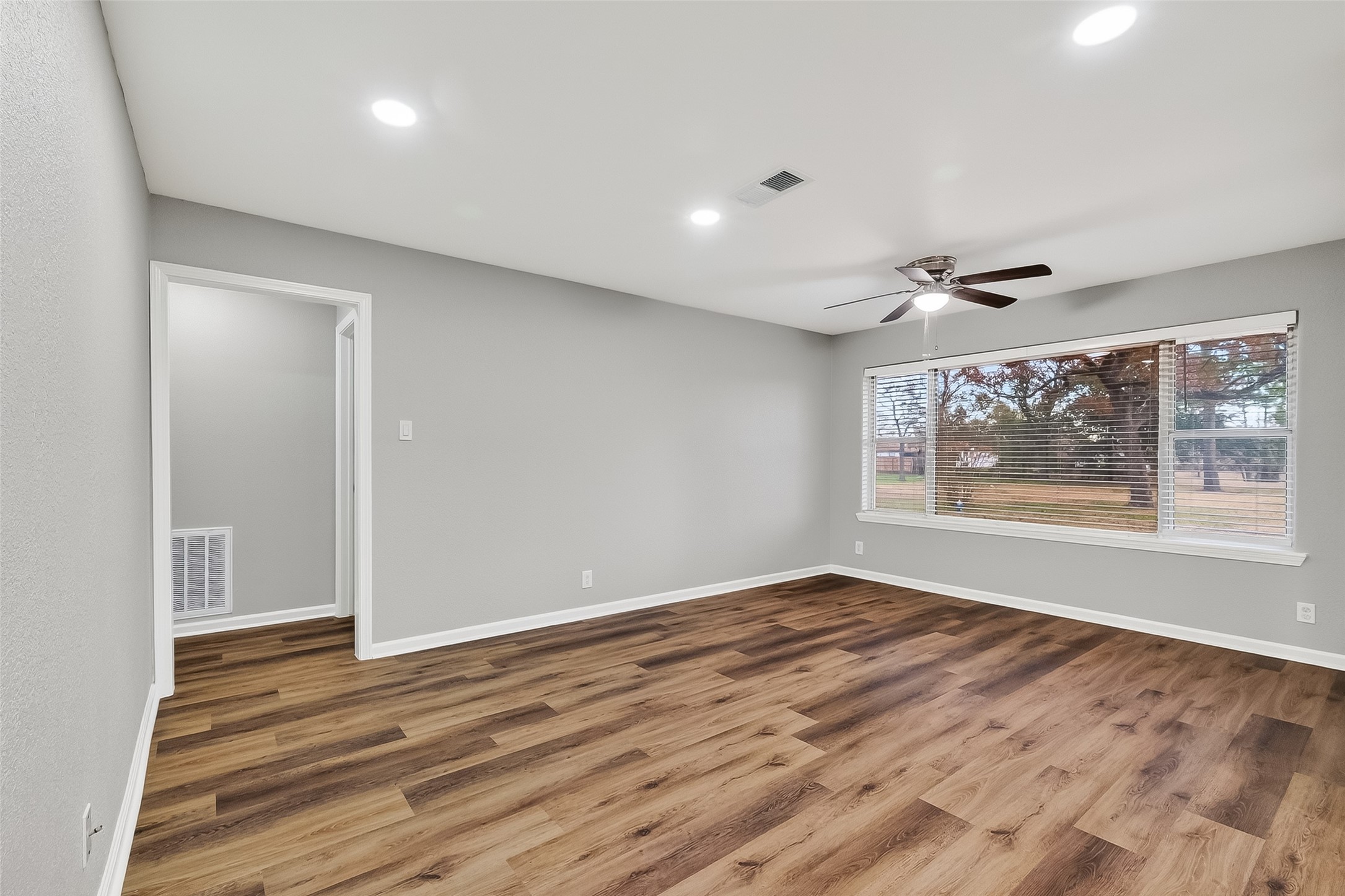 515 Maple Way Houston, TX 77015 - Photo 18 of 19