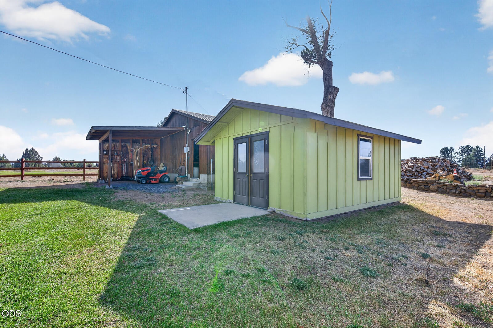 21485 Modoc Lane Bend, OR 97702 - Photo 29 of 74 Gallery Image 29