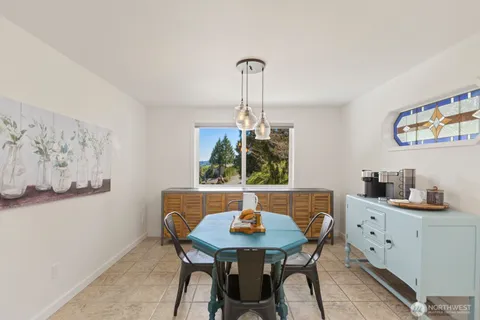 $1,100,000 | 13711 Kenwanda Drive, Snohomish, WA 98296