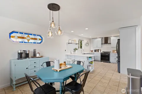 $1,100,000 | 13711 Kenwanda Drive, Snohomish, WA 98296