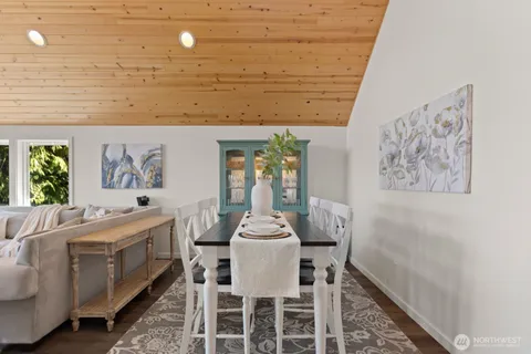 $1,100,000 | 13711 Kenwanda Drive, Snohomish, WA 98296