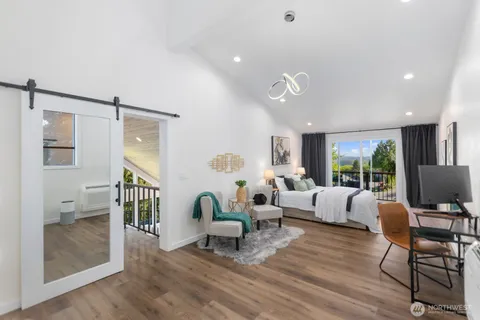 $1,100,000 | 13711 Kenwanda Drive, Snohomish, WA 98296