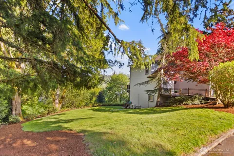 $1,100,000 | 13711 Kenwanda Drive, Snohomish, WA 98296