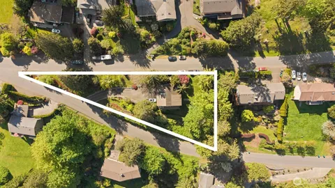 $1,100,000 | 13711 Kenwanda Drive, Snohomish, WA 98296
