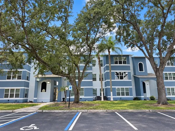 $1,700 | 4572 Commander Drive, Unit 1211, Orlando, FL 32822