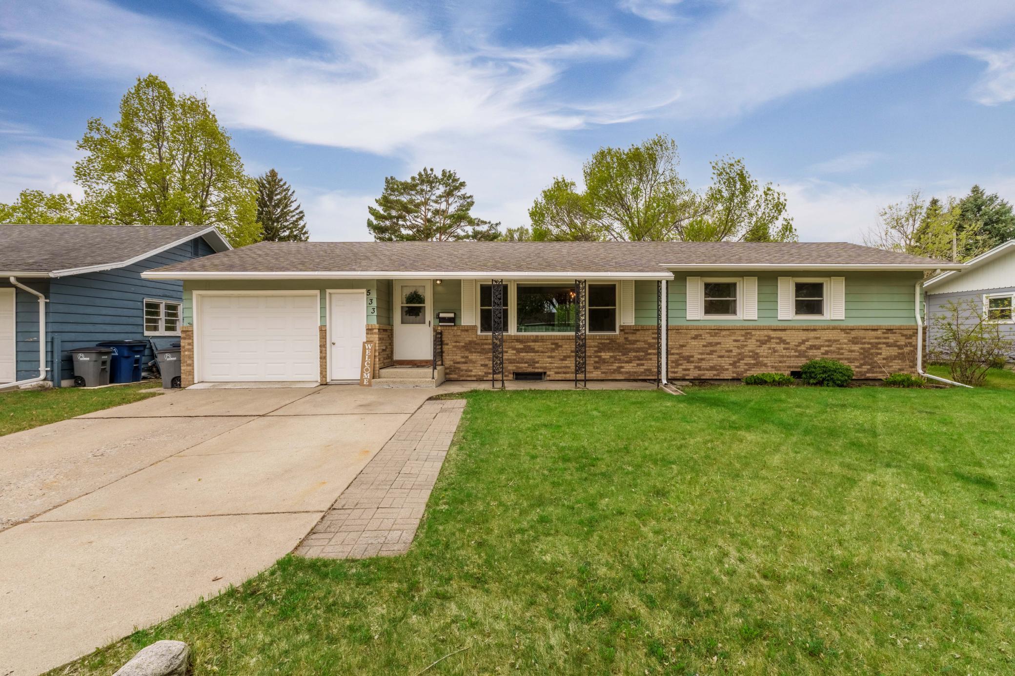 533 Maple Lane Moorhead, MN 56560 - Photo 1 of 28