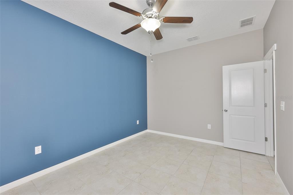 6330 Lantern View Place Apollo Beach, FL 33572 - Photo 15 of 64 a view of an empty room