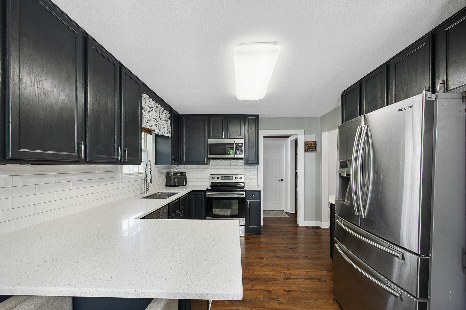 1297 North Forrest Drive Metamora, IL 61548 - Photo 8 of 45