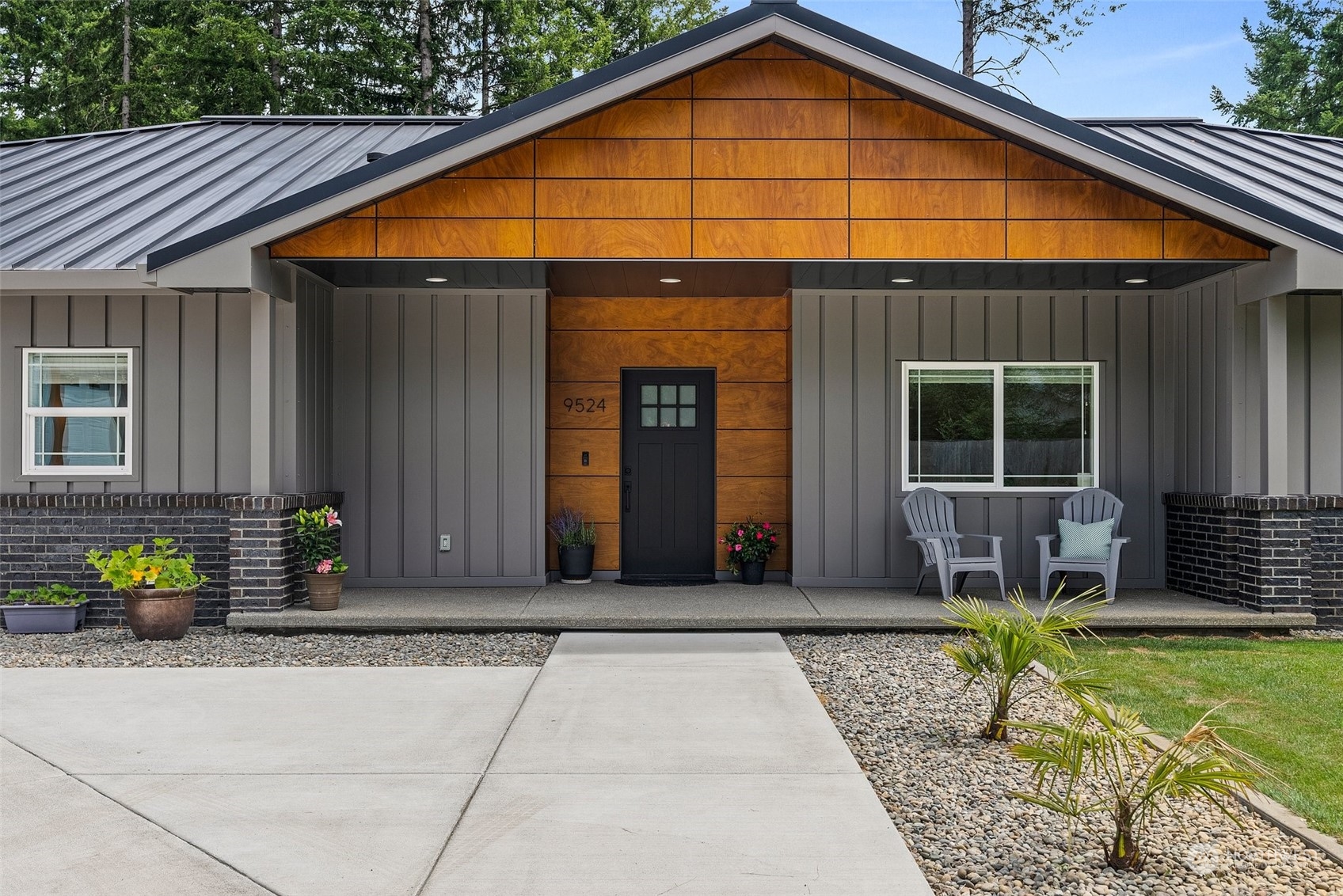 9524 Tilley Road Southwest Olympia, WA 98512 - Photo 4 of 39 Gallery Image 4