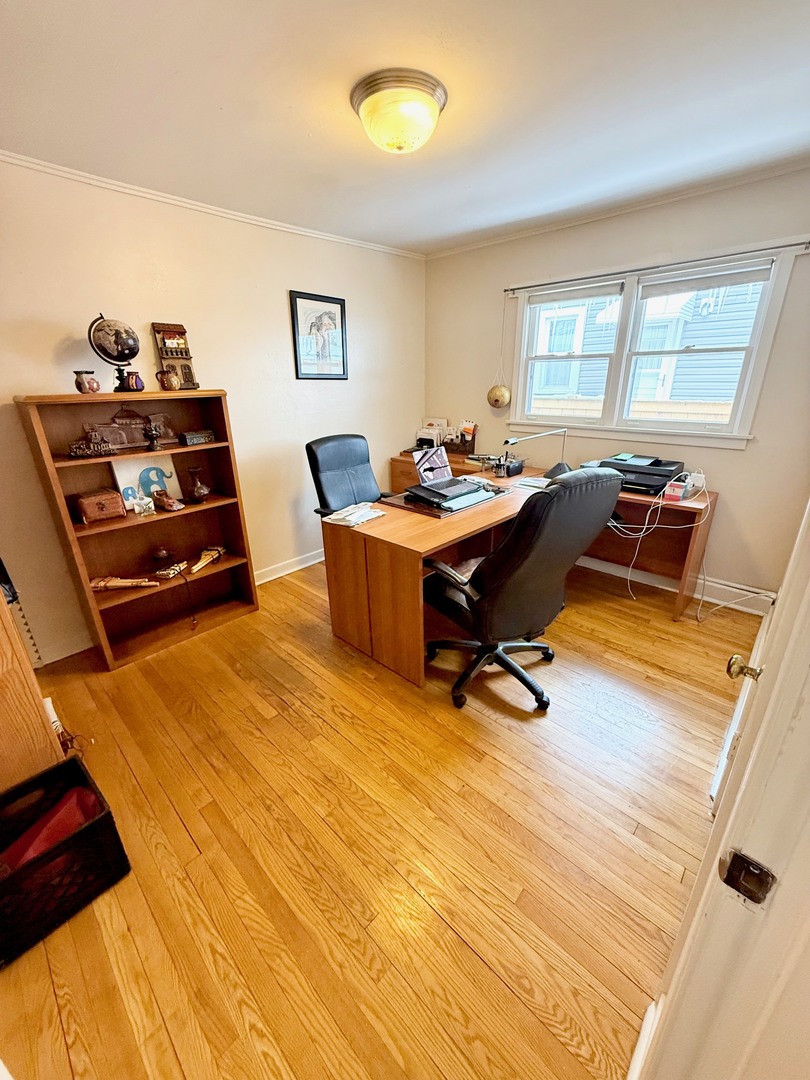 2909 Oakton Street Park Ridge, IL 60068 - Photo 14 of 28