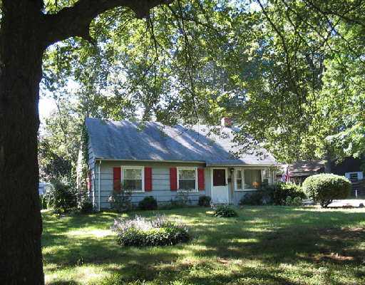 14 Hazelton Road Barrington, RI 02806 - Photo 1 of 1 Exterior Front.