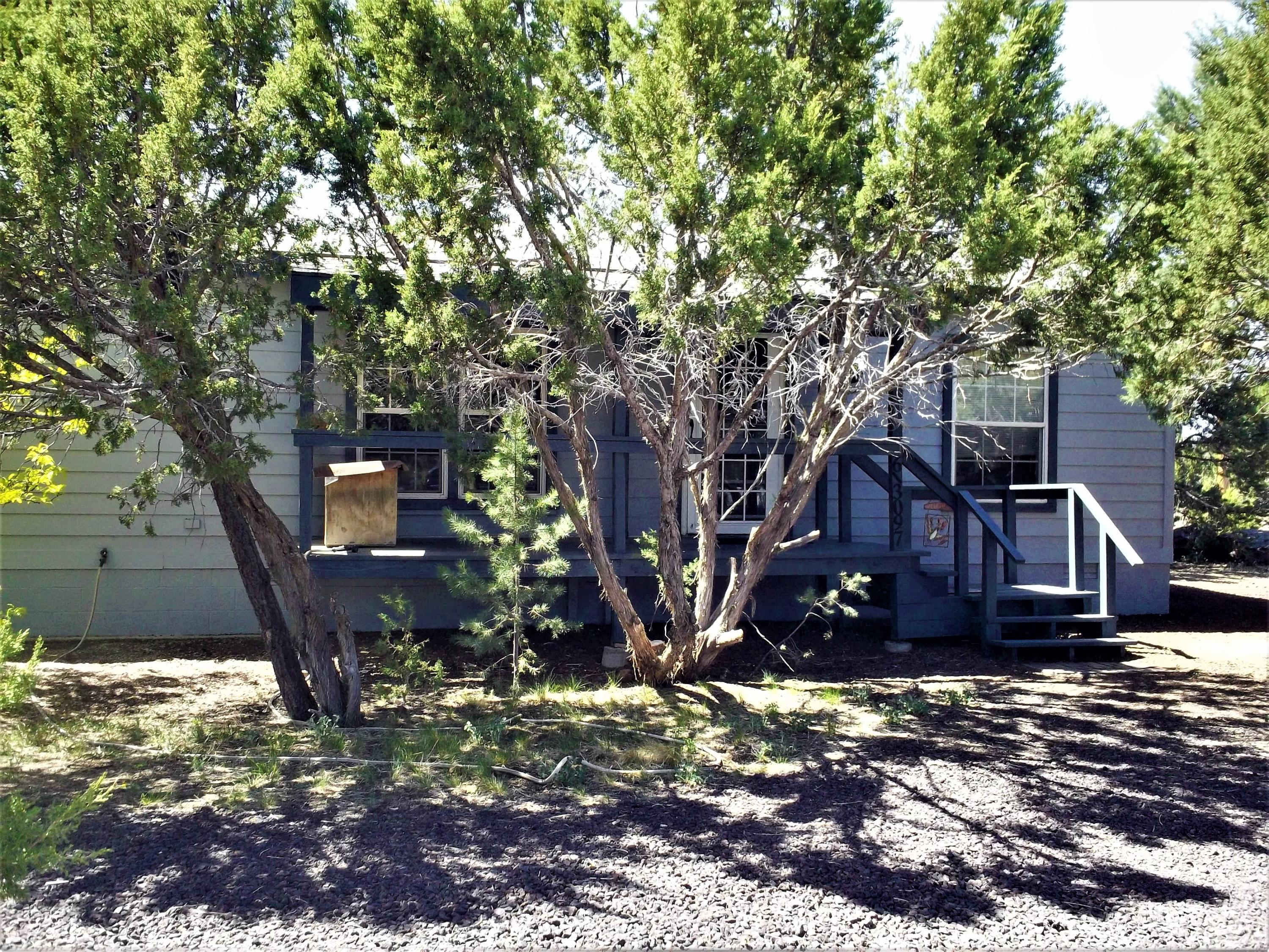 6 N3097 Vernon, AZ 85940 - Photo 1 of 40 a view of a house with a yard
