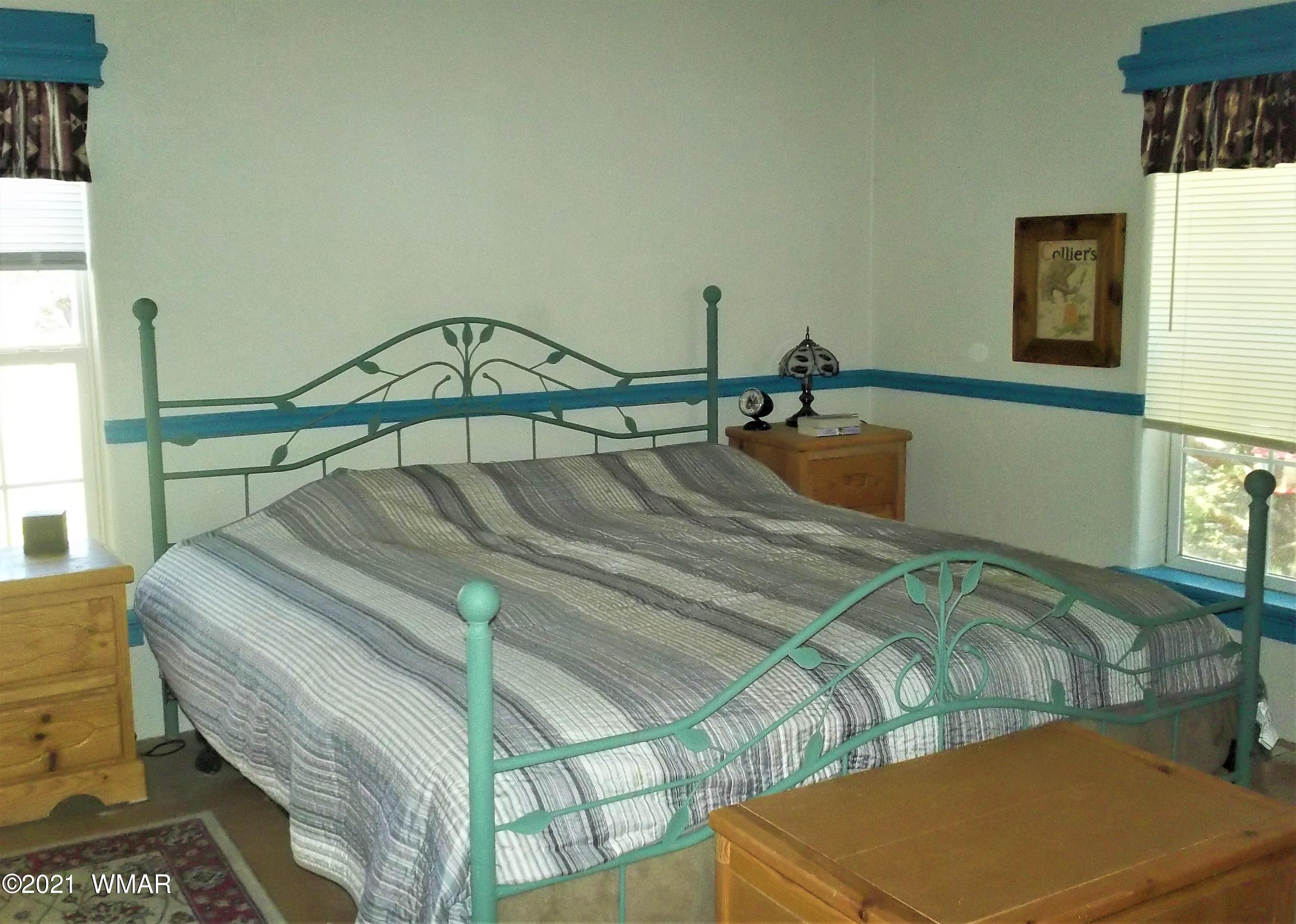 6 N3097 Vernon, AZ 85940 - Photo 28 of 40 a room with a bed