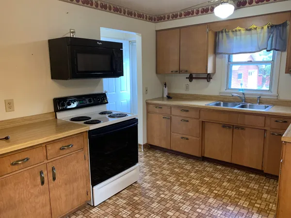 $239,777 | 3277 East Highway 210, Sawyer, MN 55780