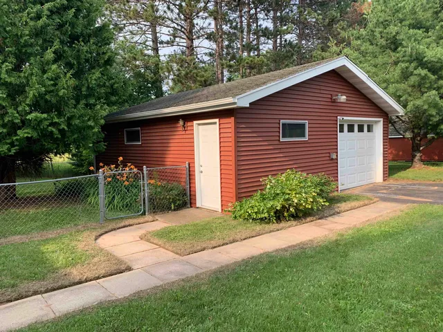 $239,777 | 3277 East Highway 210, Sawyer, MN 55780