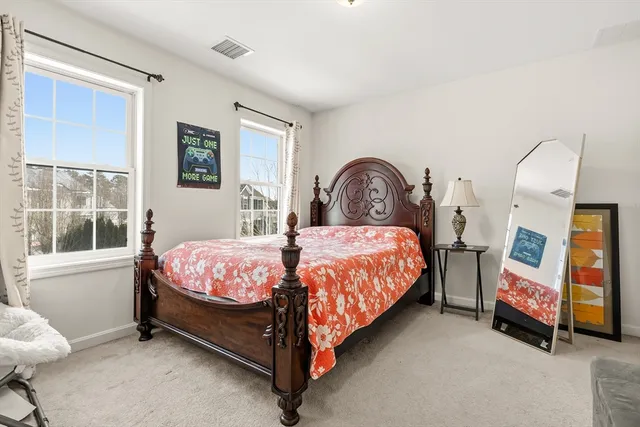 $640,000 | 181 Tarkiln Hill Pl., New Bedford, MA 02745