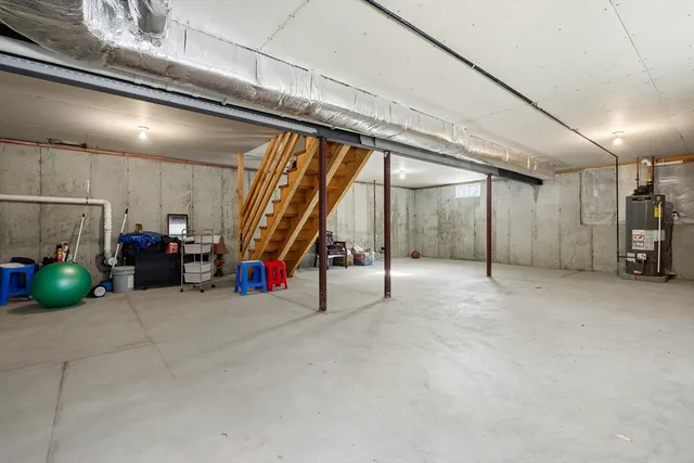 $640,000 | 181 Tarkiln Hill Pl., New Bedford, MA 02745