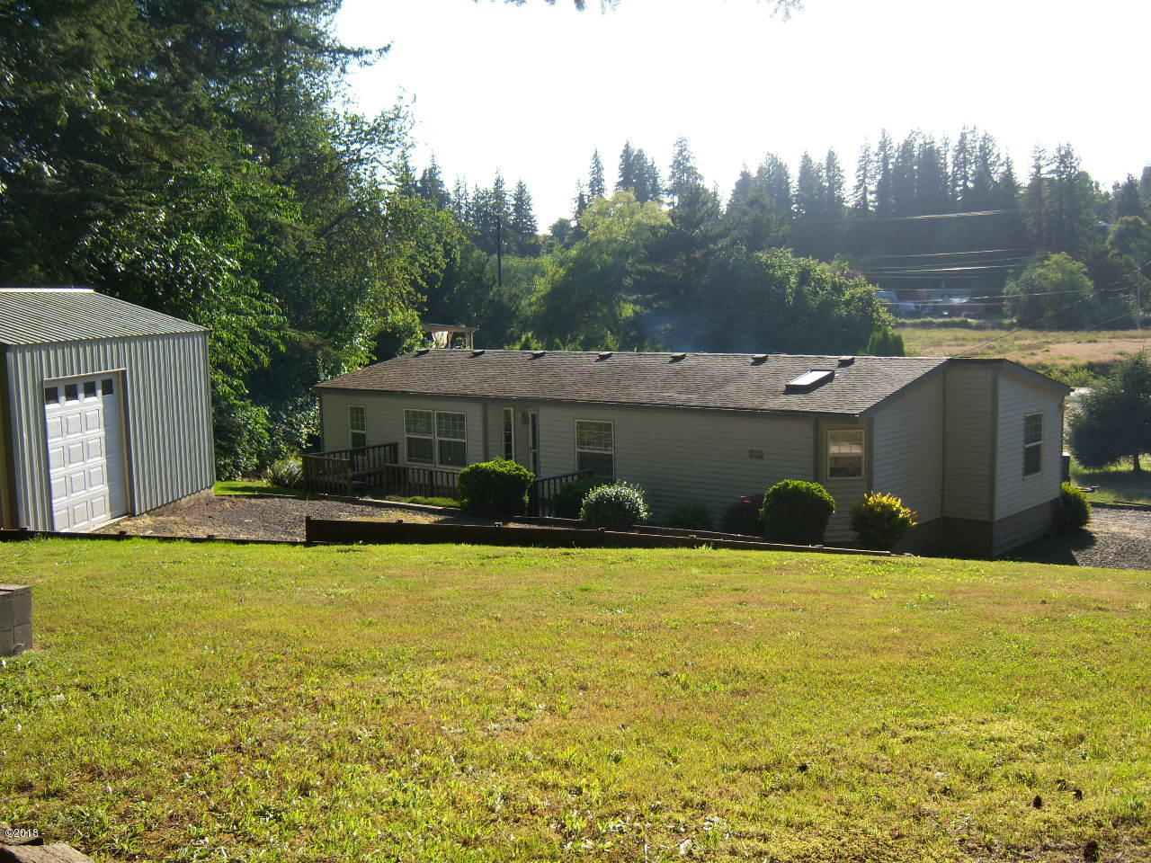 924 Southeast Sturdevant Road Toledo, OR 97391 - Photo 5 of 17 018