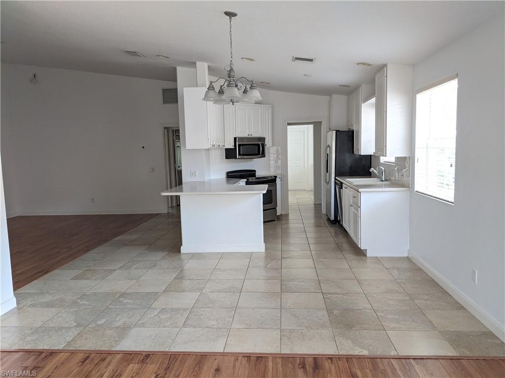 7217 Bellini Way Naples, FL 34114 - Photo 4 of 20 Gallery Image 4