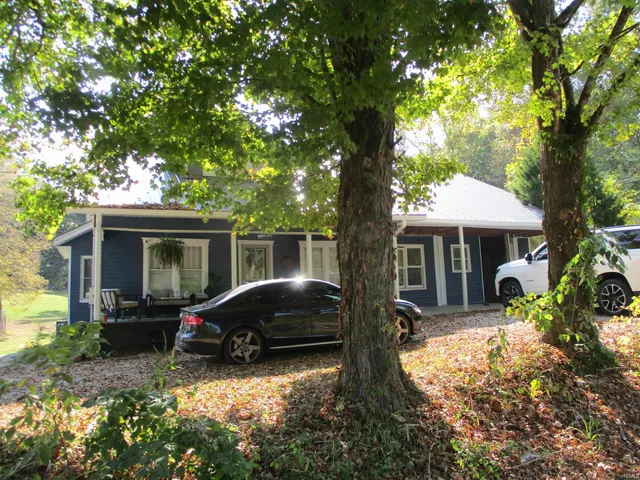 $143,000 | 1146 South Paoli Unionville Road, Paoli, IN 47454