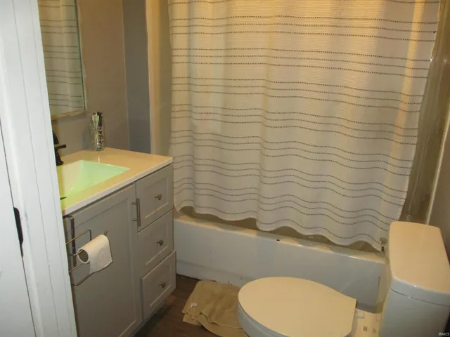 $143,000 | 1146 South Paoli Unionville Road, Paoli, IN 47454