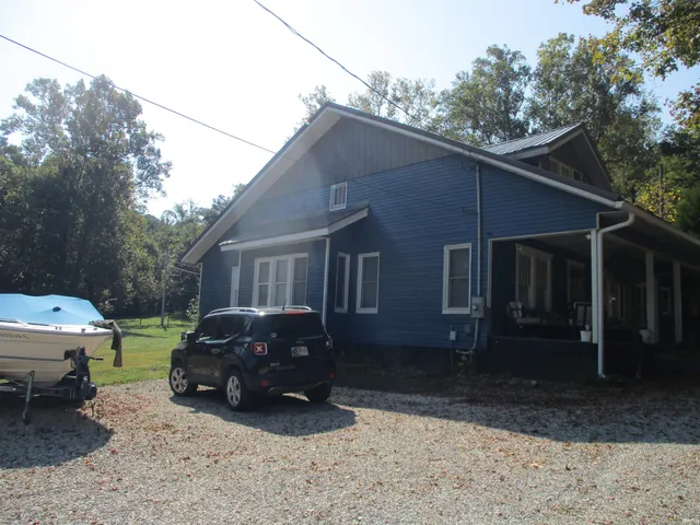 $143,000 | 1146 South Paoli Unionville Road, Paoli, IN 47454