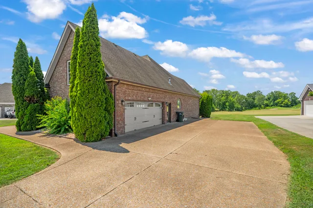 $599,900 | 3606 Oakland Road, Springfield, TN 37172
