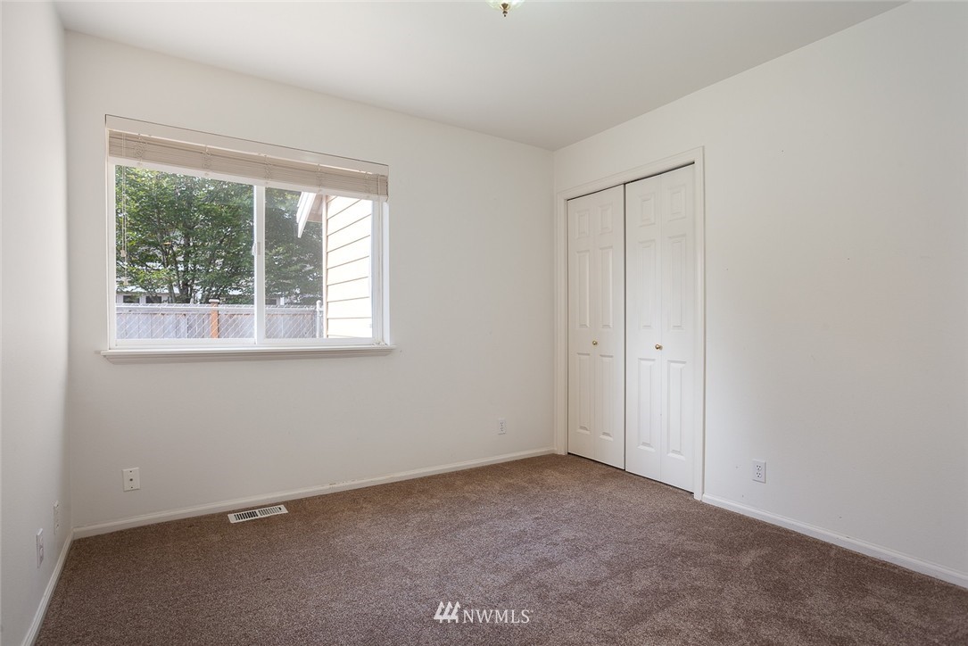 18628 176th Place Southeast Renton, WA 98058 - Photo 12 of 20 Gallery Image 12