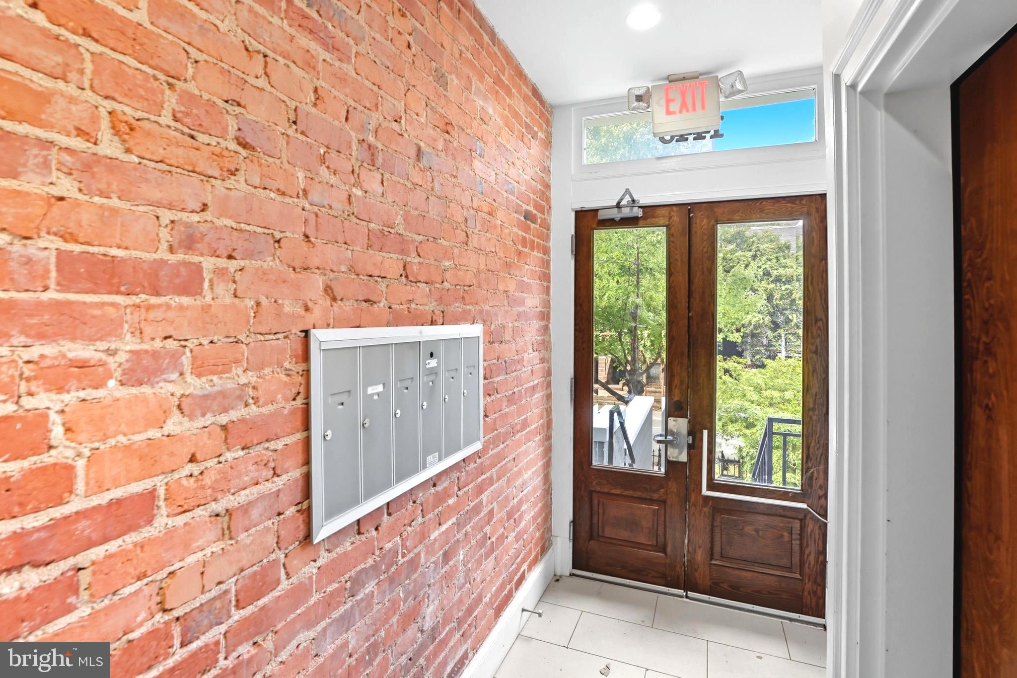 1448 Harvard Street Northwest, Unit 3 Washington, DC 20009 - Photo 10 of 30